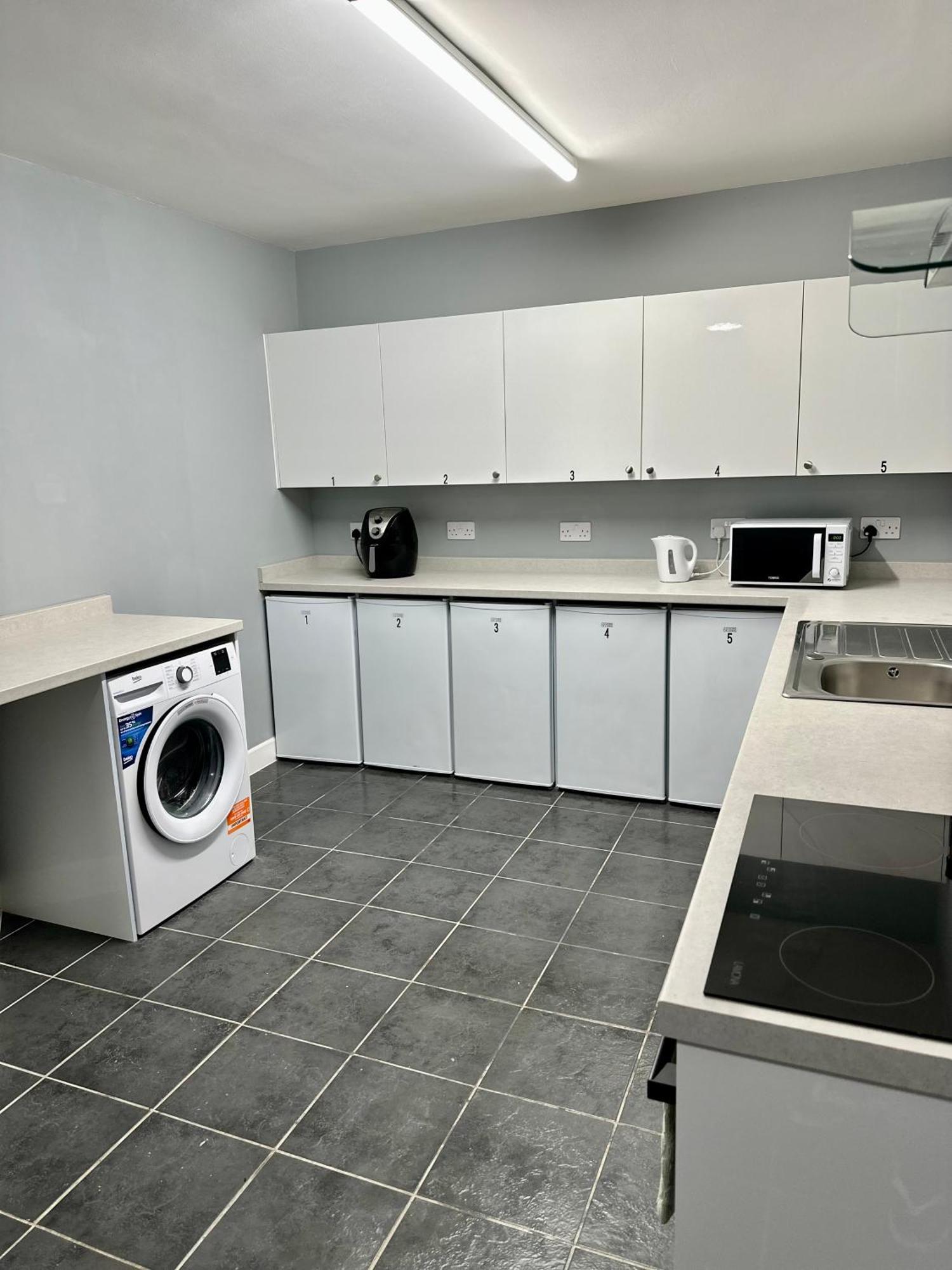 Cosy Ensuite Double Room, Near Heathrow Airport Northolt  Екстер'єр фото